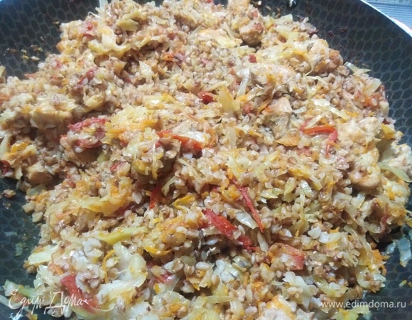 Готовить под крышкой до готовности.