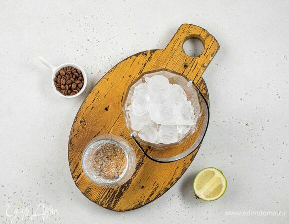 Для приготовления освежающего кофе понадобятся такие ингредиенты.