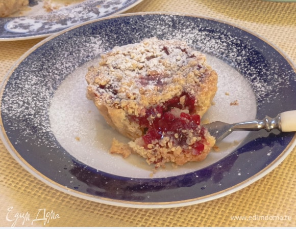 Готовые изделия по желанию можно посыпать сахарной пудрой.