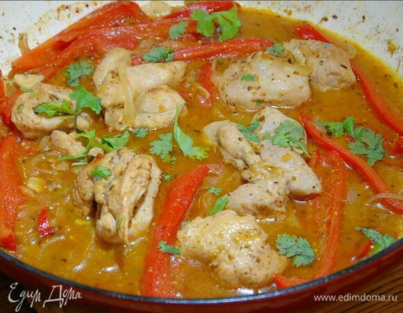 Перед подачей посыпать листьями петрушки или кинзы.<br />
 