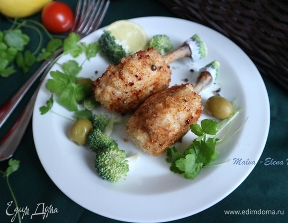 На косточки можно надеть папильотки или скрутить полоски из салфетки.