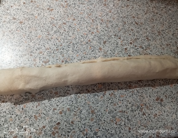 Свернуть в рулет.