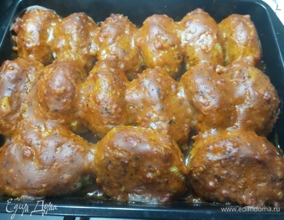 Поставить в разогретую духовку запекаться на 25 минут при температуре 190°C.