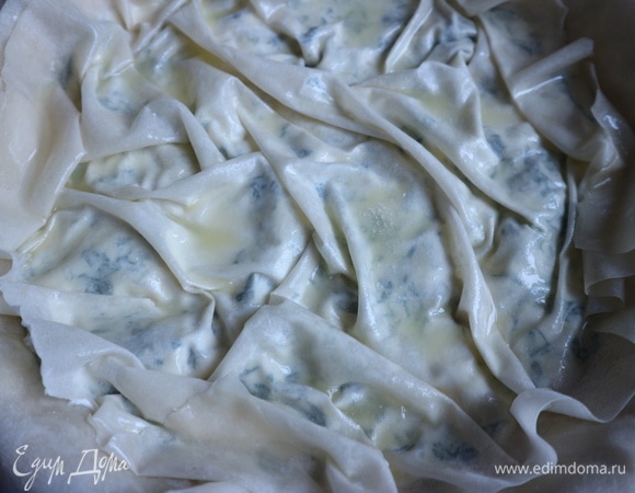 Смазать маслом.