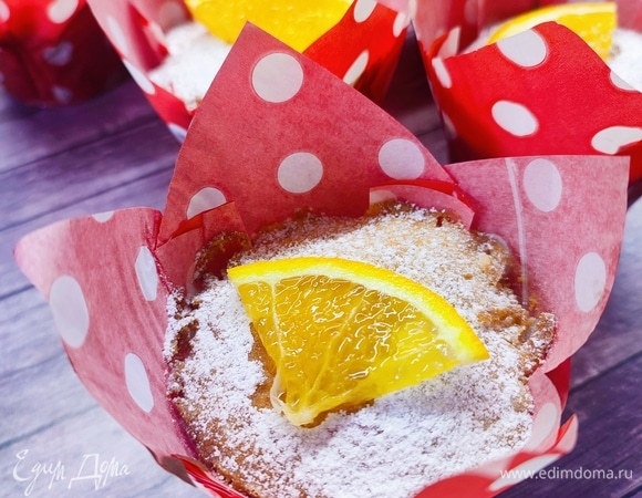 Дать кексам полностью остыть и украсить на свой вкус.