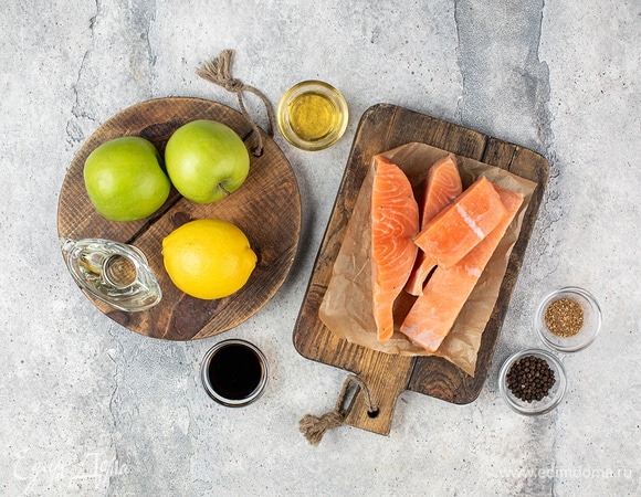 Для приготовления шашлычков понадобятся такие ингредиенты.