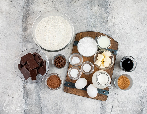 Для приготовления десерта понадобятся такие ингредиенты.