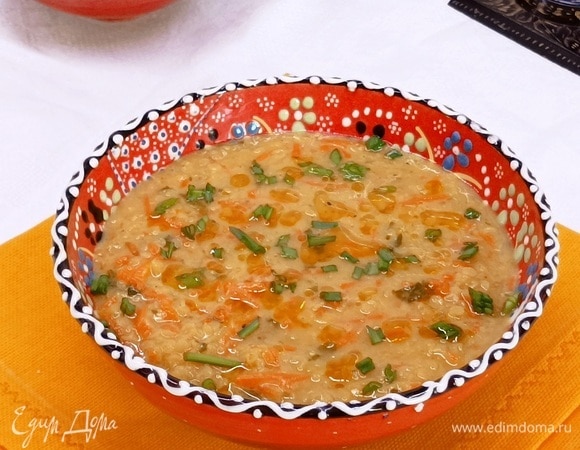 Уже в тарелке можно сбрызнуть настоянным на специях оливковым маслом. Сюда отлично подходит масло с перчиком чили и чесноком.