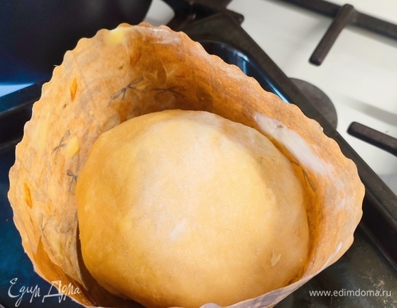 Накрыть формы полотенцем и оставить на 1 час для подъема.