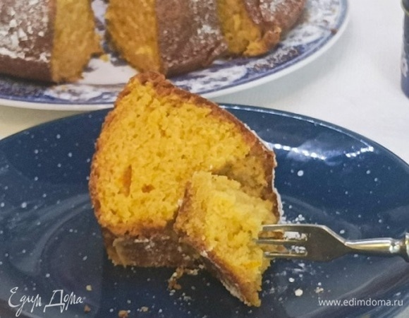 Остывший кекс посыпьте сахарной пудрой. Приятного чаепития!