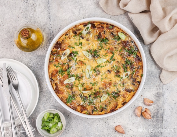 Готовую фриттату посыпьте зеленью и подавайте. Приятного аппетита!