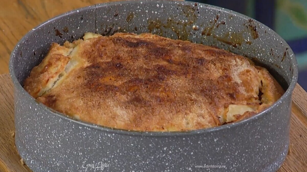 Выпекать в разогретой духовке 40 минут.