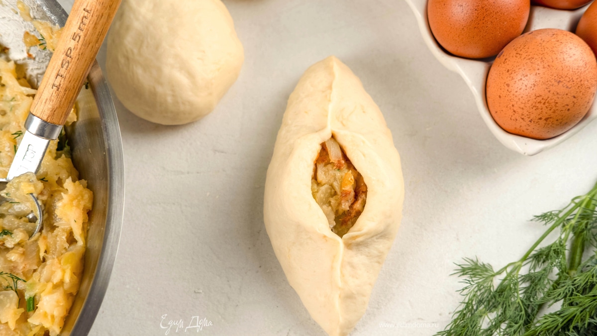 Защипните края и сформируйте «лодочки».