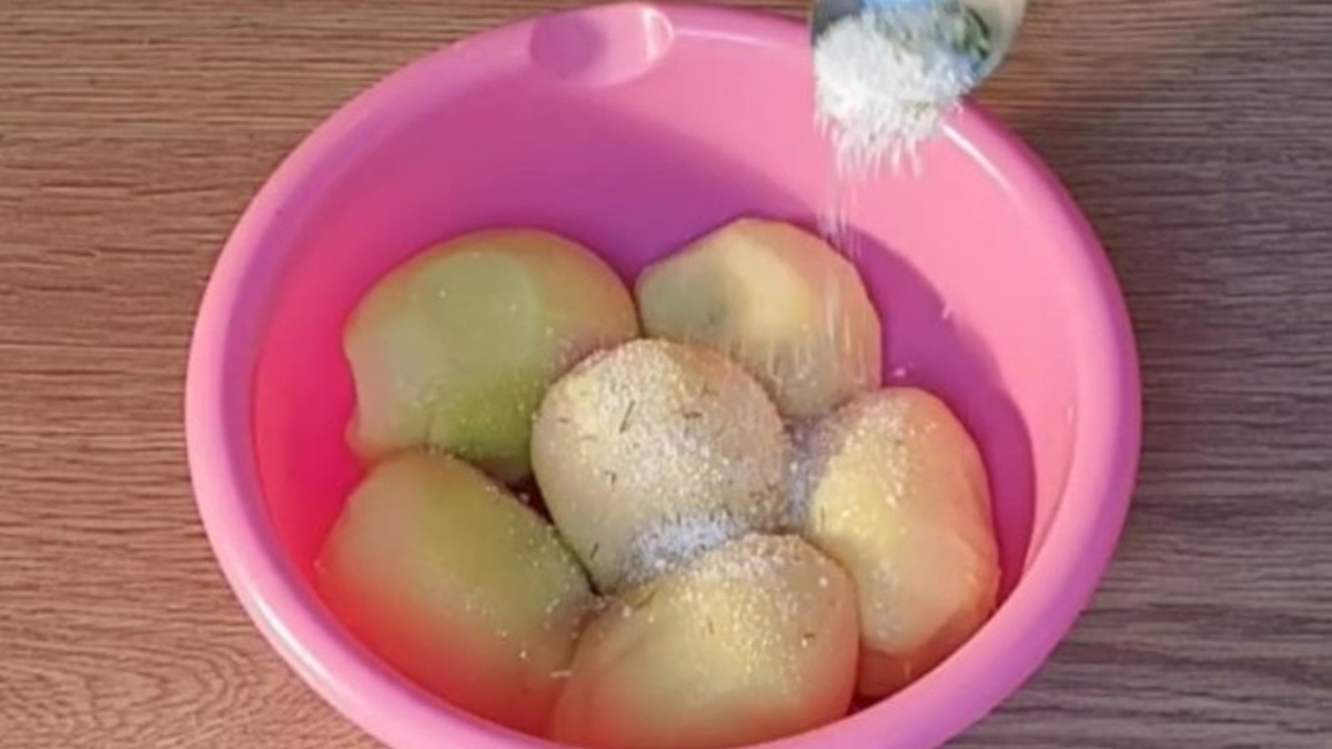 Всыпаем по вкусу специи.