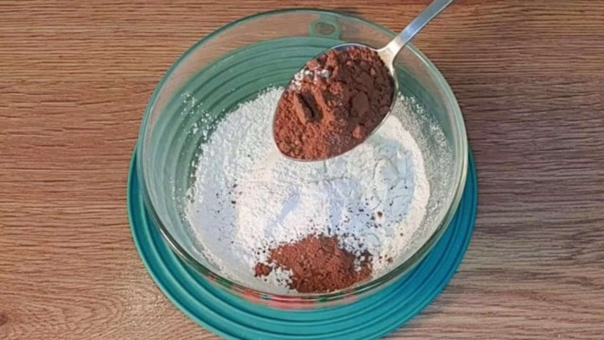 …. и какао порошком 1 ст.ложка.