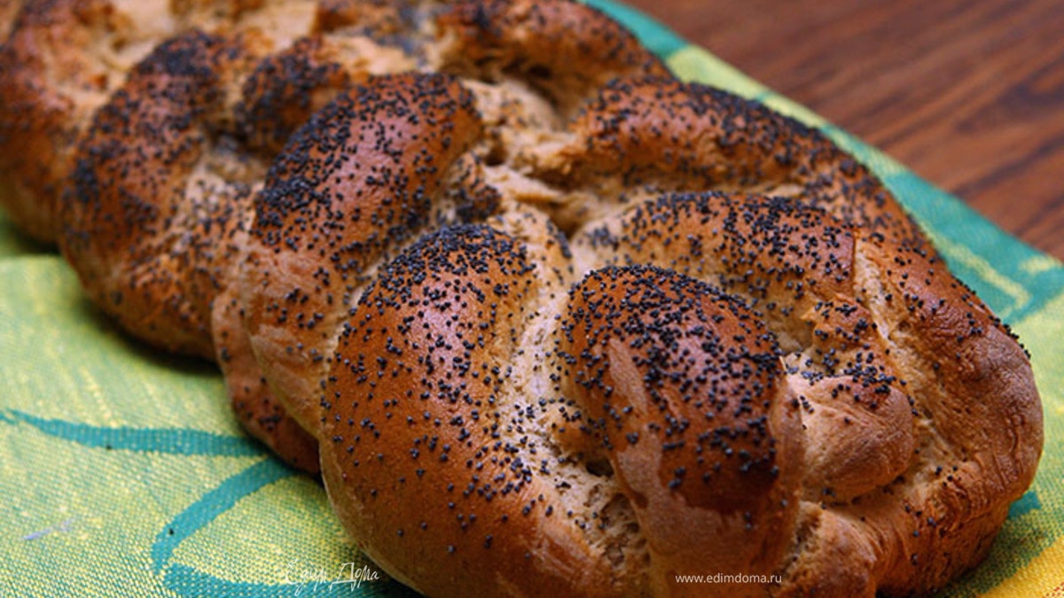 Хала с маком