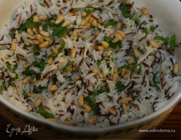 Рис с зеленью и орехами Рис с зеленью и орехами