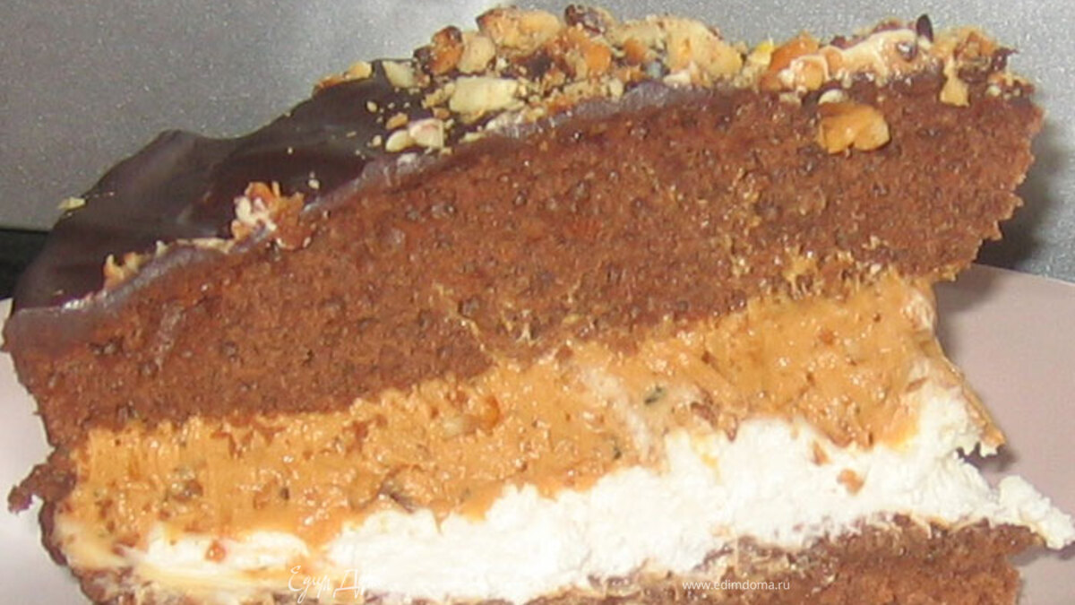 Торт «Сникерс»