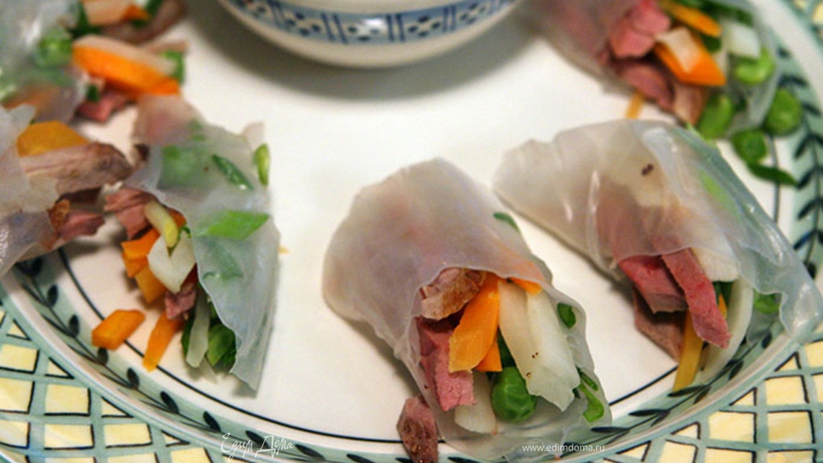 Спринг-роллы с уткой