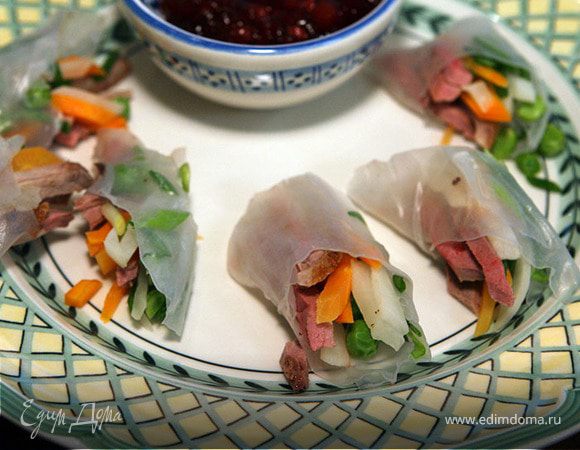 Спринг-роллы с уткой