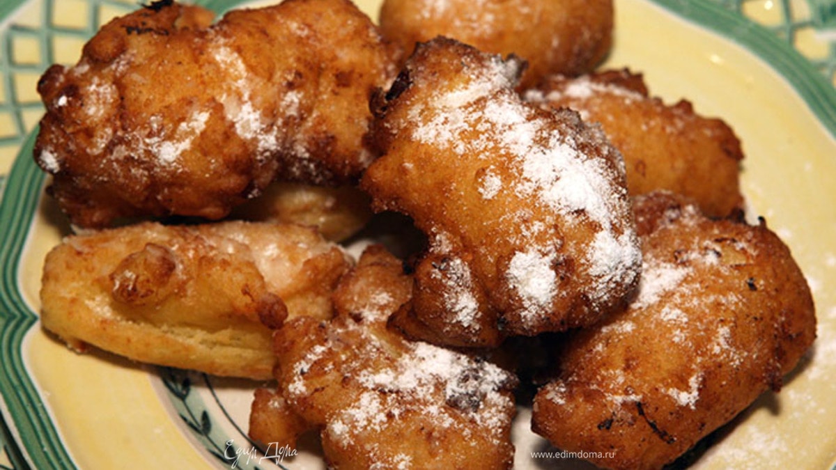 Творожные пончики с яблоками