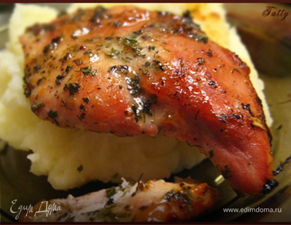 Куриное филе в медовом соусе с травами