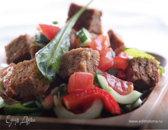 Салат «Почти Панцанелла»