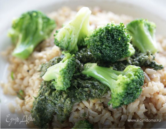 Рис с брокколи по-китайски Рис с брокколи по-китайски