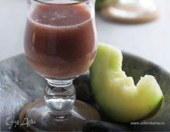 Ласси из дыни с клубникой Ласси из дыни с клубникой