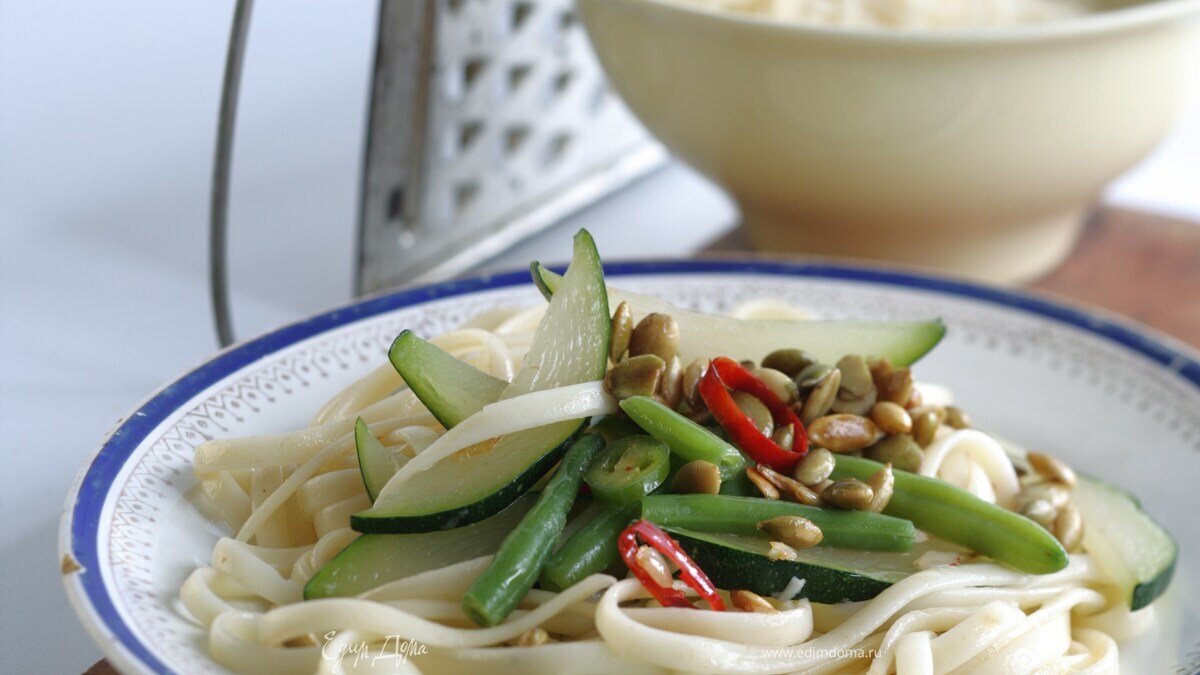 Лингвини с цукини и стручковой фасолью