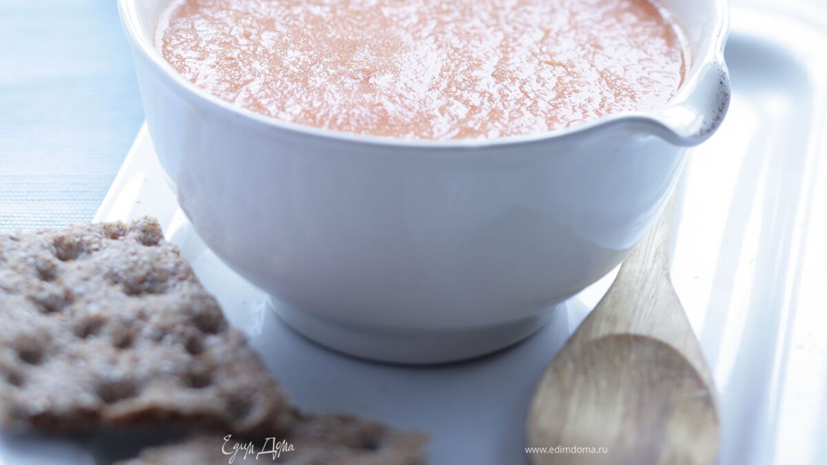 Томатный суп с базиликом