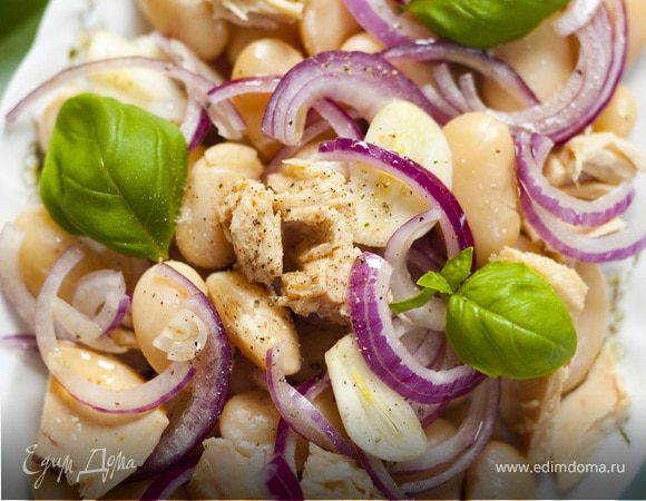 Салат из тунца и фасоли 