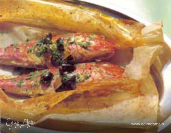 Окунь, запеченный в пергаменте