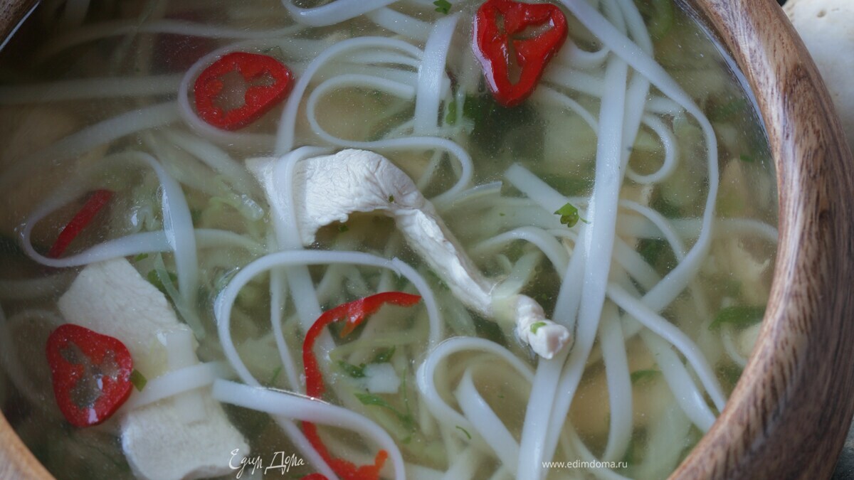 Тайский куриный суп