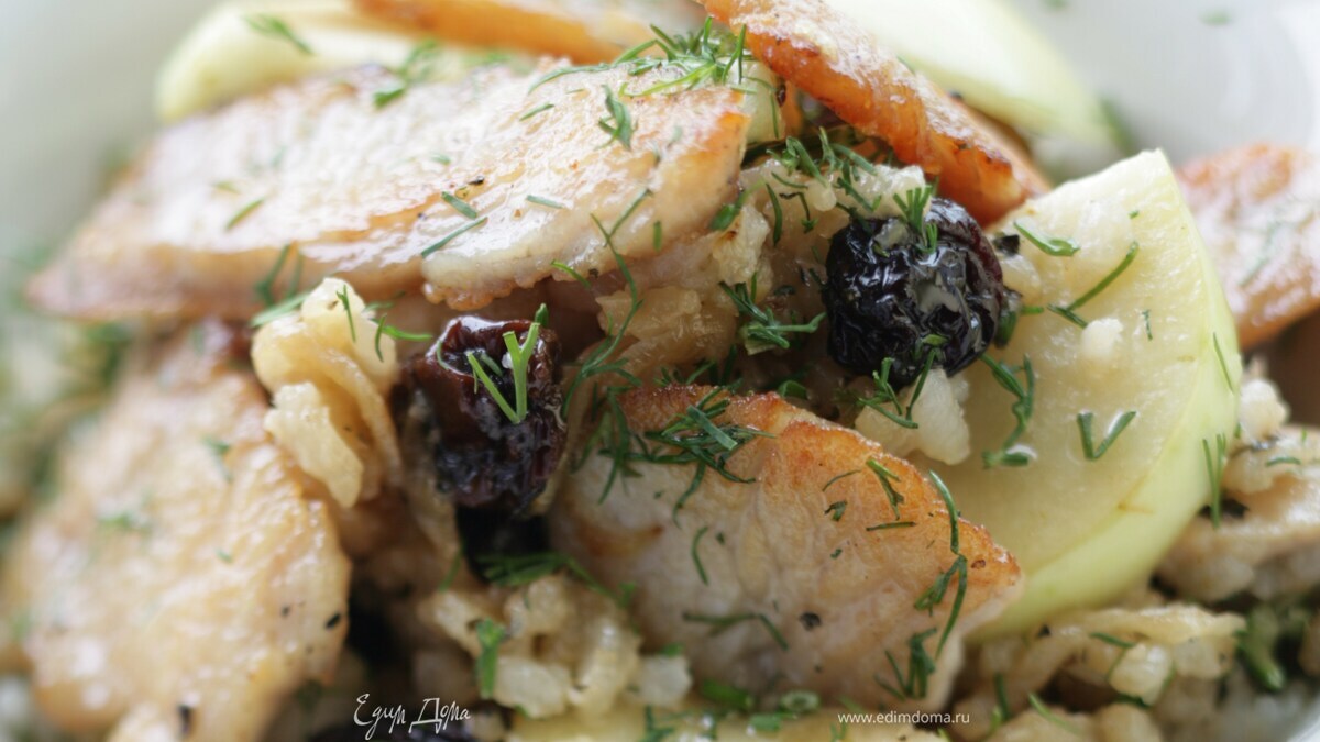 Салат из риса с индейкой