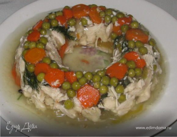 Заливное из курицы с овощами