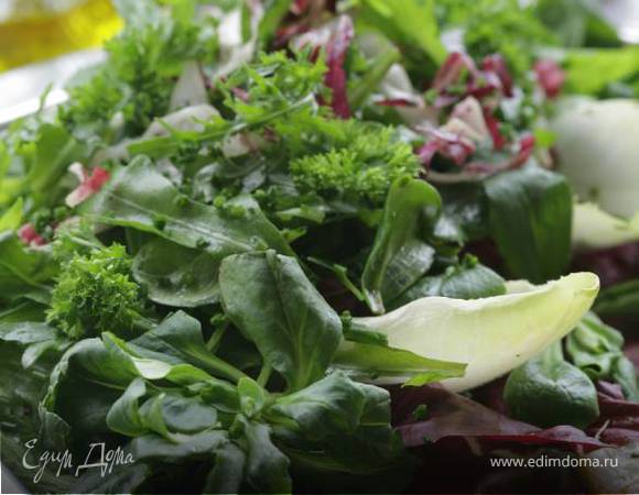 Очень простой салат с цикорием Очень простой салат с цикорием