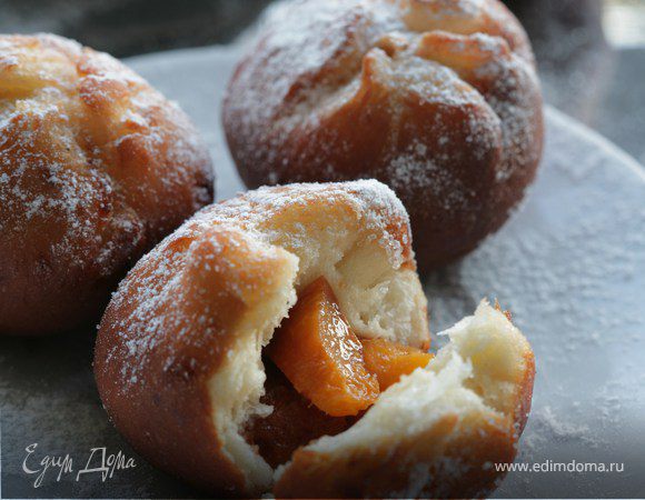 Пончики с абрикосами Пончики с абрикосами