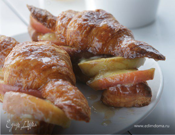 Круассаны с яблоками Круассаны с яблоками