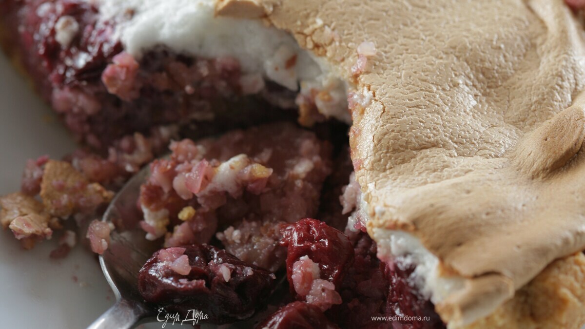 Пирог с вишней 