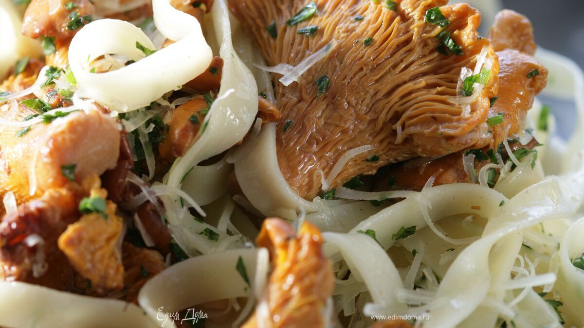 Тальятелле с лисичками