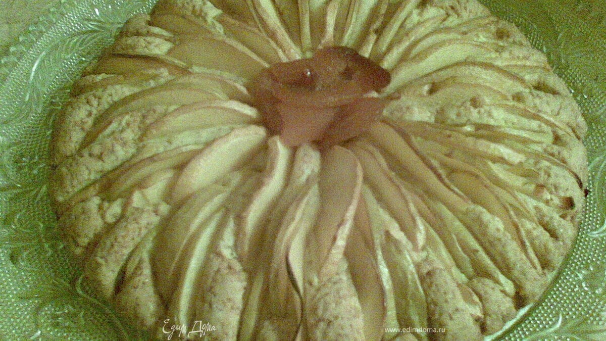 Пирог с айвой