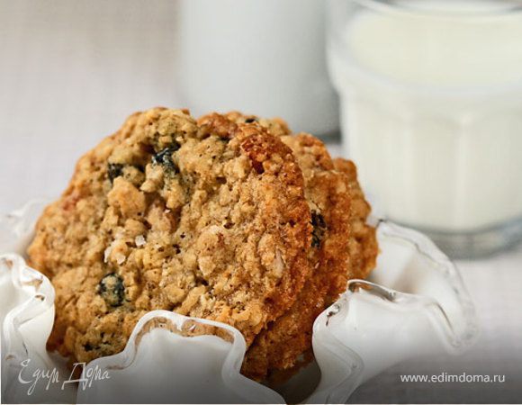 Овсяное печенье с изюмом Овсяное печенье с изюмом