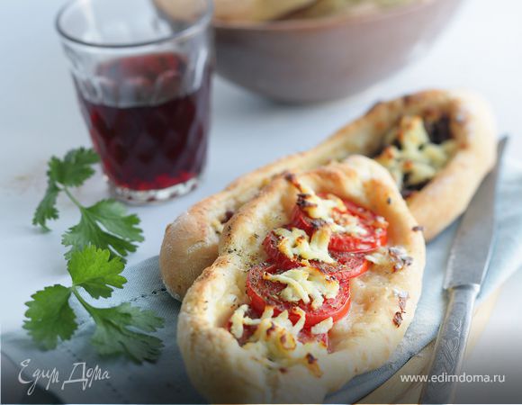 Турецкие лепешки с начинкой 