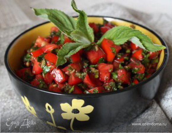 Помидорно-мятная салься к шашлыку