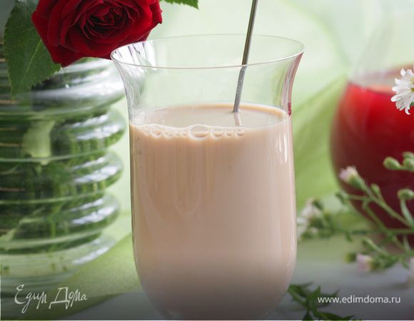 Чай с молоком и листьями малины Чай с молоком и листьями малины