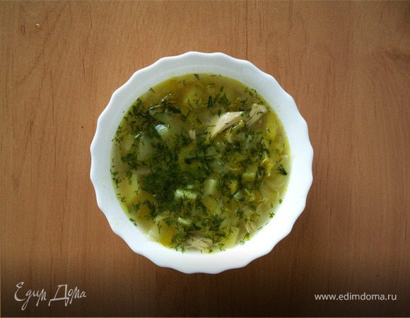 Куриный суп с яблоками.