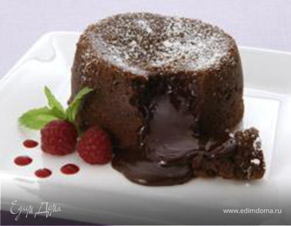 Теплый шоколадный кекс