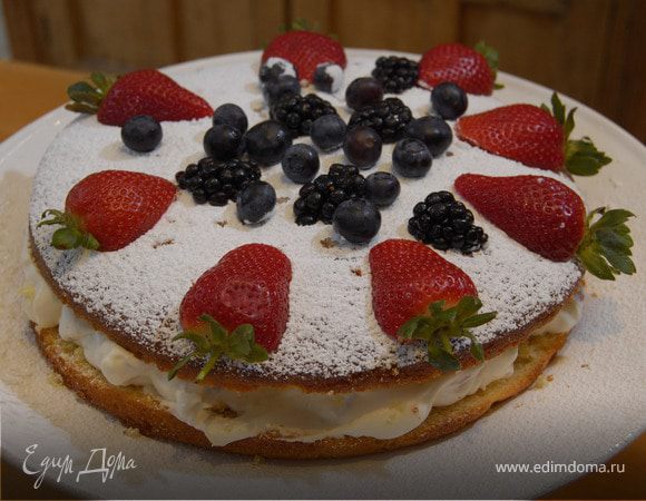 Бисквит с ягодами Бисквит с ягодами