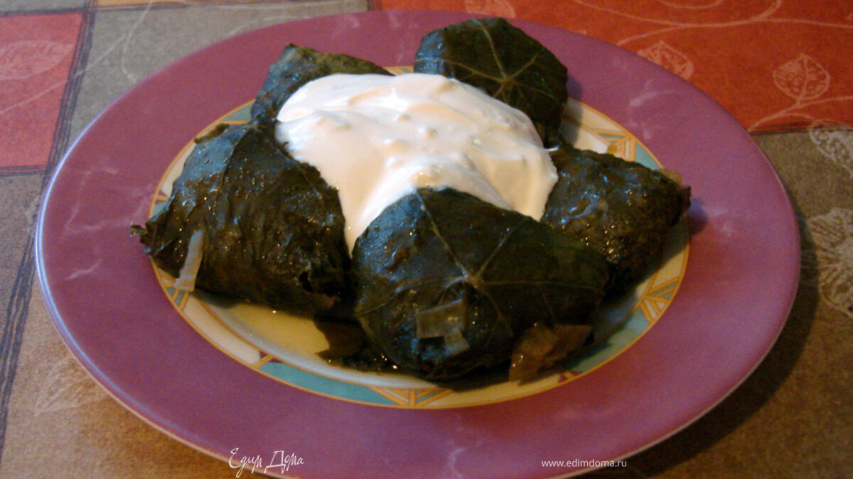 Голубцы в виноградных листьях (вариант дулмы)